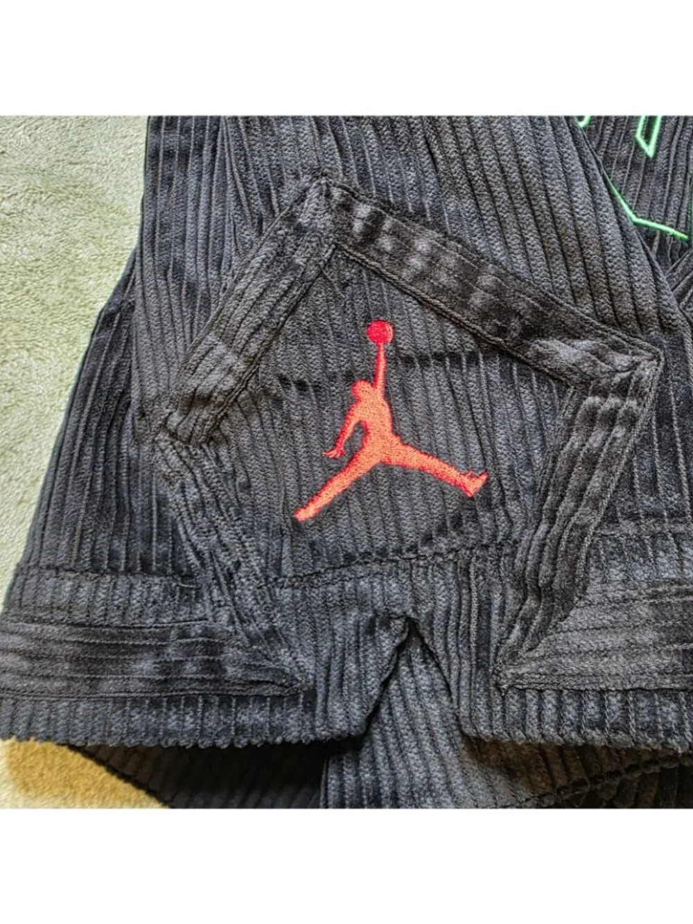 Nike Air Jordan Howard University Diamond Corduroy Shorts HJ5954-010 Size XL